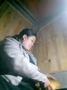 Snapshot of hey-bana chatting on February 23, 2026, 9:54 am hey-bana online show from February 23, 2026, 9:54 am