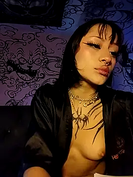 Layla quinn online show from February 28, 2026, 12:05 pm