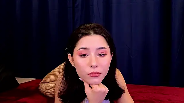 Snapshot of RedMidnight chatting on July 24, 2026, 8:38 pm RedMidnight online show from July 24, 2026, 8:38 pm