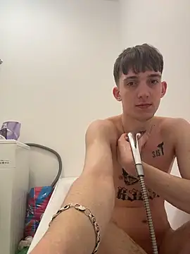 Snapshot of Rabizoon chatting on February 10, 2026, 5:06 am Rabizoon online show from February 10, 2026, 5:06 am