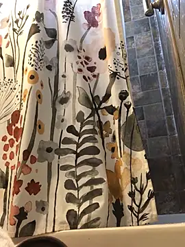 xxxenzo1 online show from January 3, 2025, 7:07 pm