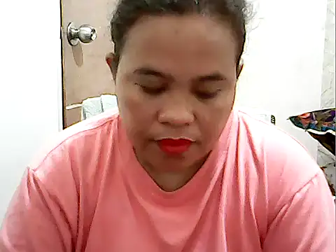 Snapshot of cutechubby chatting on April 21, 2026, 11:33 pm cutechubby online show from April 21, 2026, 11:33 pm