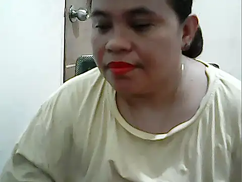 Snapshot of cutechubby chatting on April 23, 2026, 12:29 pm cutechubby online show from April 23, 2026, 12:29 pm