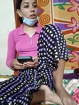 Riya baby02 online show from November 26, 2025, 1:16 am