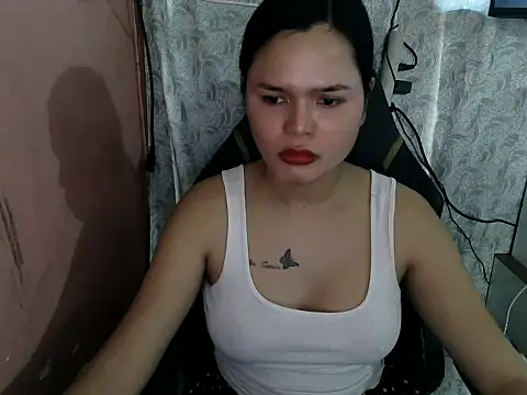 urSweetheart online show from February 11, 2026, 12:54 am