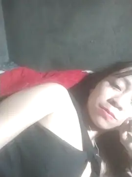 tieutam122 online show from February 17, 2026, 2:31 am