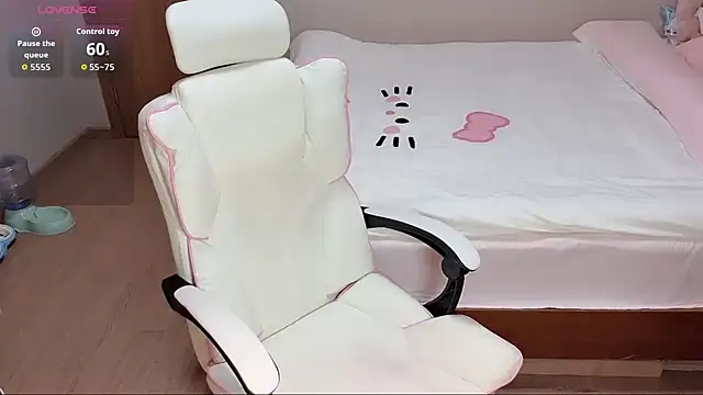 Xiner1177 online show from April 8, 2026, 1:29 am