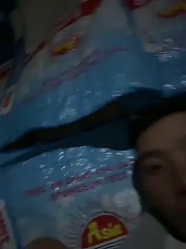 sanu551 online show from December 17, 2025, 11:48 am