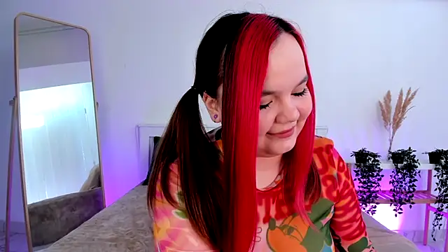 Rose Luvv online show from May 10, 2026, 6:39 am