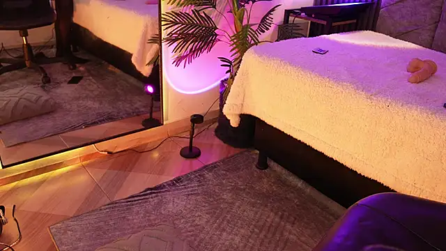 Snapshot of amberthangelss chatting on February 28, 2026, 1:11 pm amberthangelss online show from February 28, 2026, 1:11 pm