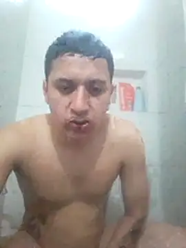 Snapshot of Alvarezz0202 chatting on July 17, 2026, 4:48 pm Alvarezz0202 online show from July 17, 2026, 4:48 pm