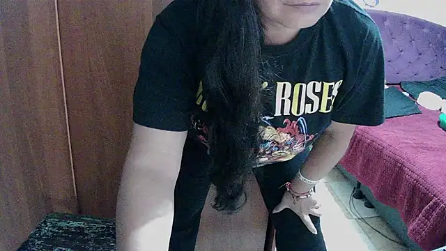 vivian-milf online show from May 14, 2026, 2:19 am