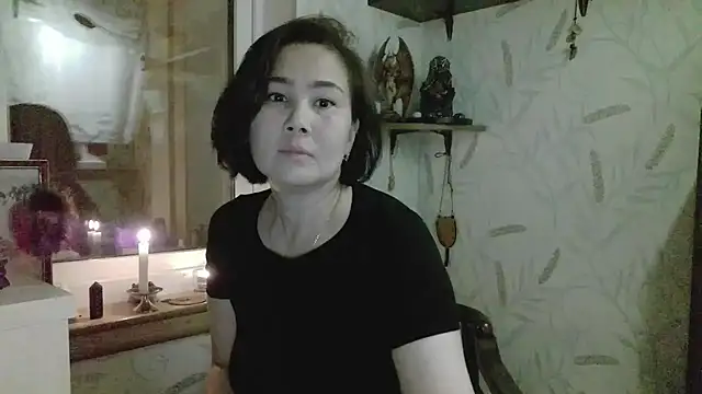 Nettie Allie online show from December 1, 2025, 8:53 pm