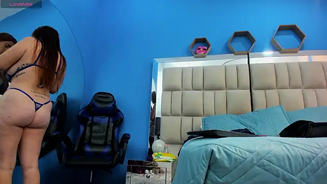 Snapshot of melany_love0 chatting on February 3, 2026, 12:43 pm melany love0 online show from February 3, 2026, 12:43 pm