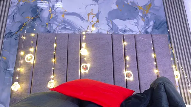 DANIK STARS online show from December 20, 2025, 12:30 pm