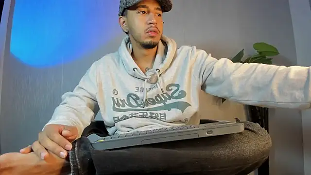 Brand Collins online show from February 3, 2026, 11:37 am