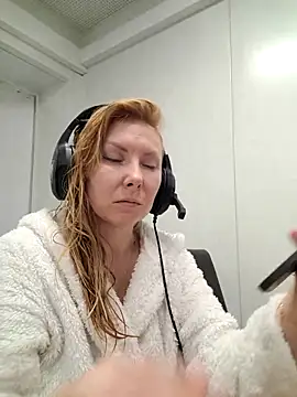 JenyJansy online show from December 2, 2025, 5:58 pm