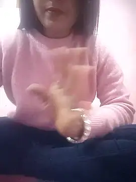 Juliekhan 98 online show from January 10, 2026, 5:30 pm