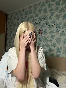 Barbie Blondie online show from March 10, 2026, 6:01 pm