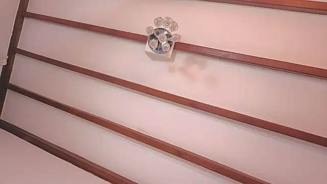 IsaSantoDomingo online show from February 6, 2026, 7:10 pm