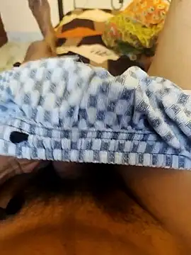 Snapshot of ishan2026 chatting on December 20, 2025, 9:12 am ishan2026 online show from December 20, 2025, 9:12 am