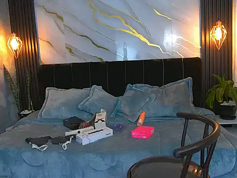 Dark Dominika online show from April 8, 2026, 1:01 pm