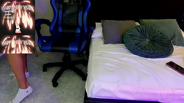 Bryan robayo5 online show from February 10, 2026, 7:46 pm