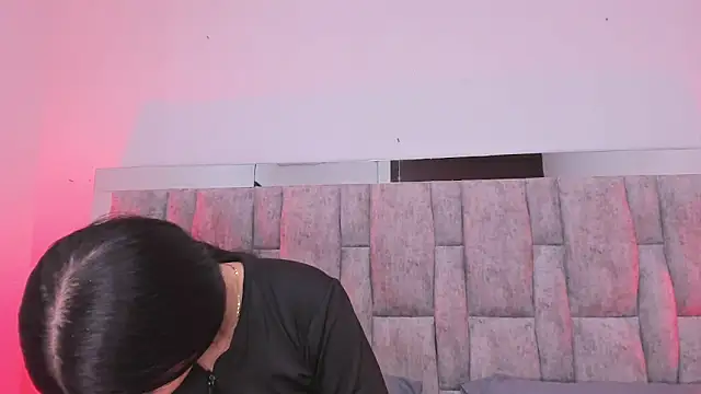 Snapshot of ZafiraNavarro chatting on February 6, 2026, 9:44 pm ZafiraNavarro online show from February 6, 2026, 9:44 pm