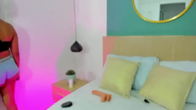 cloey07  online show from January 9, 2026, 7:32 pm