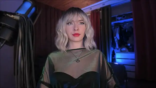 Mistress Iris online show from December 15, 2025, 10:48 pm