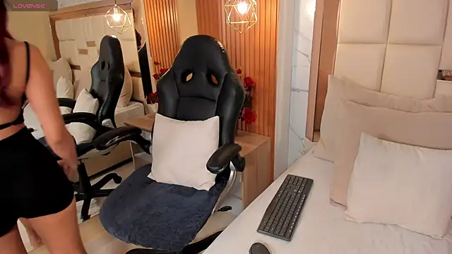 samantha quinnn online show from January 15, 2026, 5:22 am