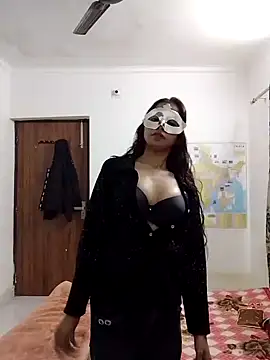 Cute Girl 27 online show from November 30, 2025, 3:24 pm