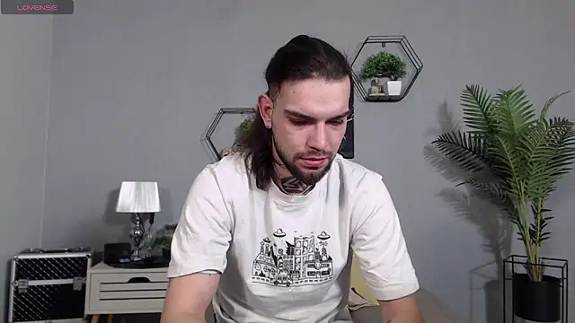 Snapshot of KaneHunter chatting on March 14, 2026, 8:59 pm KaneHunter online show from March 14, 2026, 8:59 pm