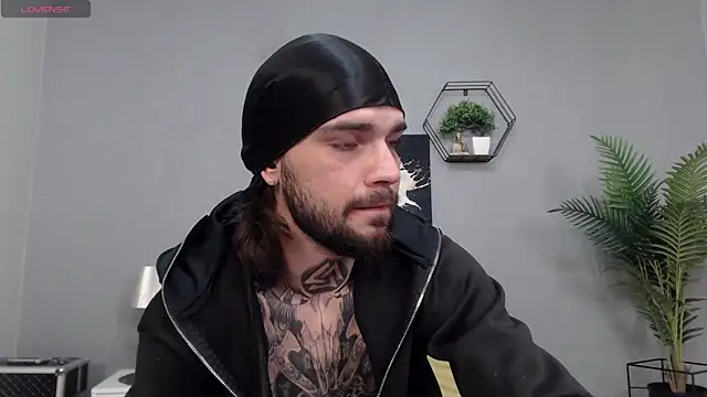 Snapshot of KaneHunter chatting on March 29, 2026, 7:37 pm KaneHunter online show from March 29, 2026, 7:37 pm