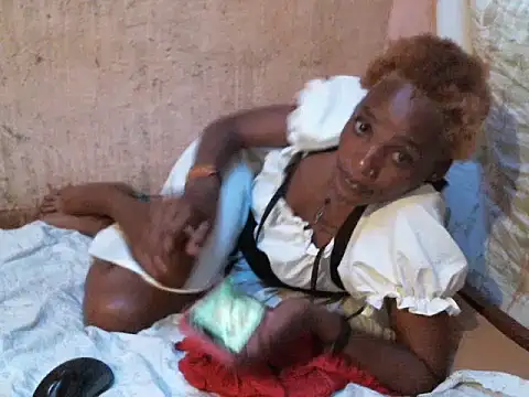 BabyBlush- online show from November 28, 2025, 7:58 pm