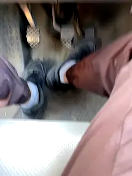 ratemydickbabe online show from November 27, 2025, 10:59 am