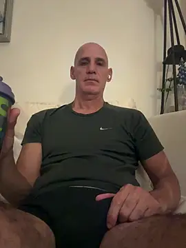 Snapshot of Elosoo chatting on March 11, 2026, 9:47 am Elosoo online show from March 11, 2026, 9:47 am