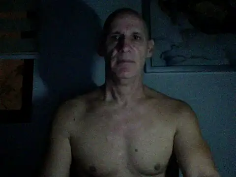 Snapshot of Elosoo chatting on December 18, 2025, 9:47 am Elosoo online show from December 18, 2025, 9:47 am