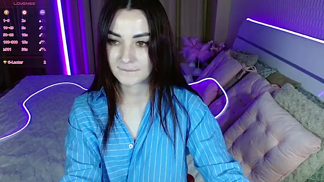 AdeleCutie online show from December 3, 2025, 8:30 pm