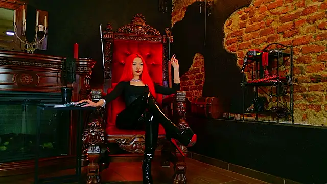 Snapshot of MoniqueResse chatting on March 18, 2026, 2:08 pm MoniqueResse online show from March 18, 2026, 2:08 pm