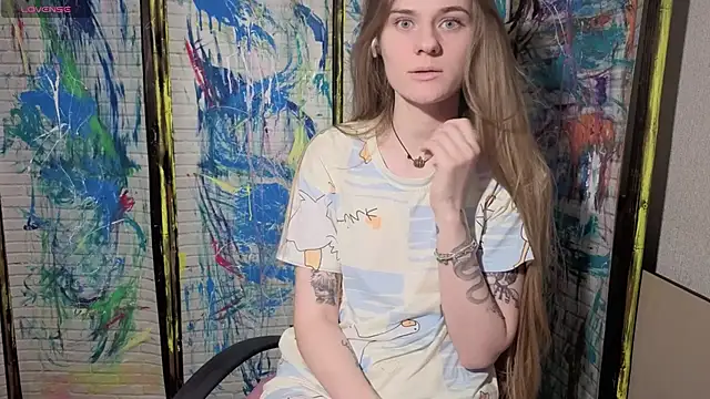 Snapshot of Adell_Love chatting on April 22, 2026, 8:15 pm Adell Love online show from April 22, 2026, 8:15 pm