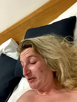 Skyme2713 online show from December 3, 2025, 12:26 pm