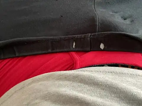 erdestruttor18 online show from March 10, 2026, 7:34 am