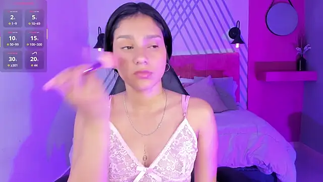 Snapshot of Kari_Kaory chatting on April 5, 2026, 12:56 pm Kari Kaory online show from April 5, 2026, 12:56 pm