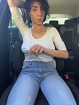 Snapshot of Soniaxxx31 chatting on April 7, 2026, 2:19 pm Soniaxxx31 online show from April 7, 2026, 2:19 pm