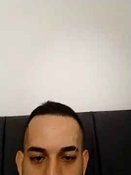 Snapshot of hazarcannn chatting on November 26, 2025, 7:14 pm hazarcannn online show from November 26, 2025, 7:14 pm