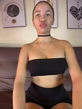 ZoeyFierce online show from February 16, 2026, 1:10 pm