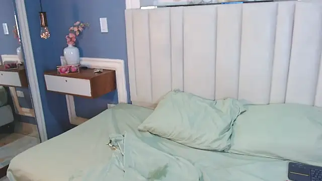 Snapshot of Chelseadow chatting on April 12, 2026, 7:11 am Chelseadow online show from April 12, 2026, 7:11 am