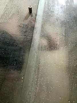 Criss      online show from November 26, 2025, 11:27 pm