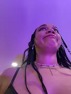 coraline vera online show from March 28, 2026, 8:10 pm